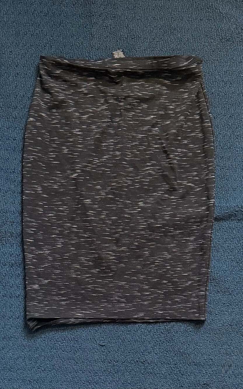 Mossimo Stretch Space Dye Knit Midi Pencil Skirt Black White Size M